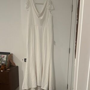 Elegant White Lace Sleeve Dress